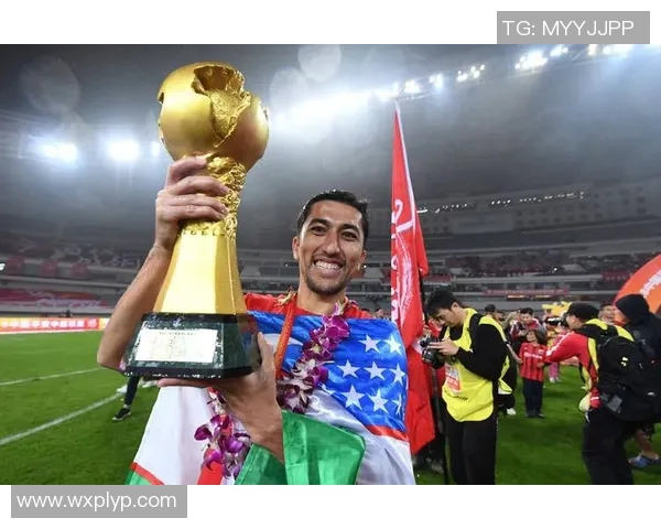 藏族足球明星旺前罗布的传奇人生与足球梦想之路